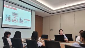 PTI组织商务礼仪培训